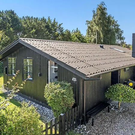 2 Bedroom Cozy In Sydals Nedre Lysabild